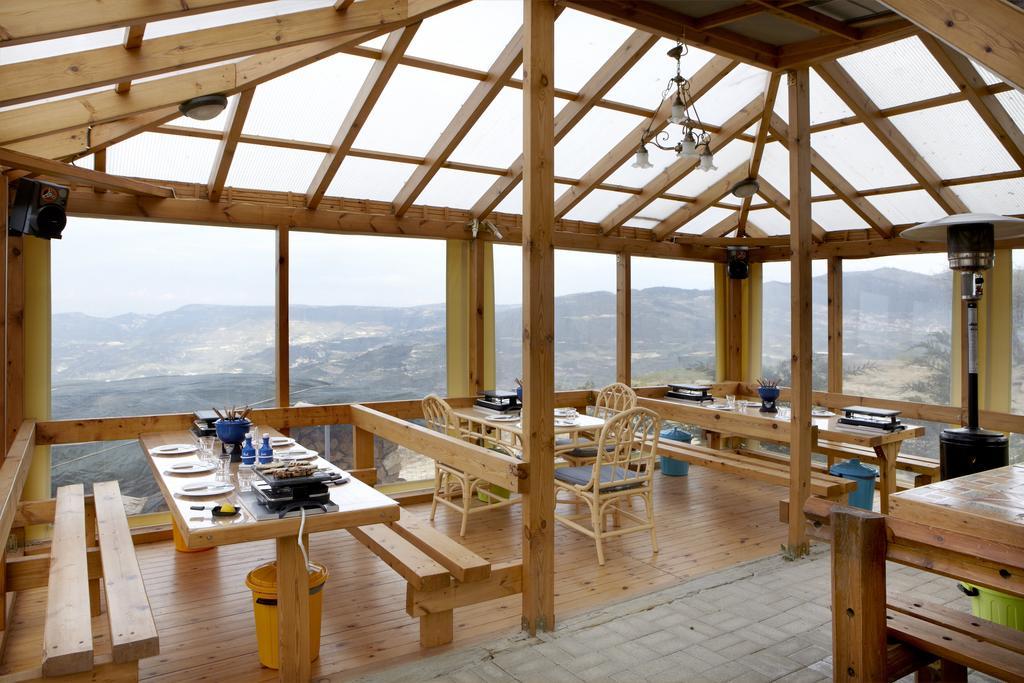 Hyades Mountain Resort Kato Sinikia Trikalon Exterior foto